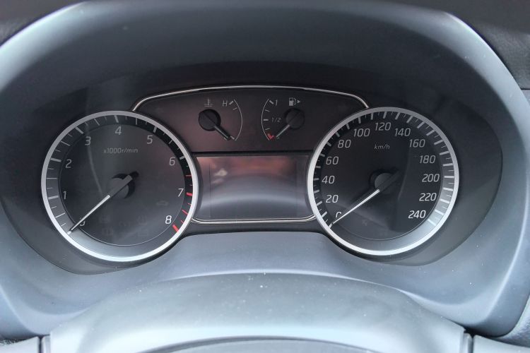 日产 轩逸 2021款 经典 1.6XE CVT舒适版局部细节14