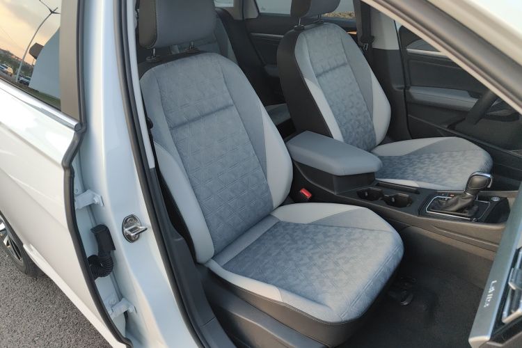 大众 朗逸 2023款 300TSI DSG满逸版局部细节41