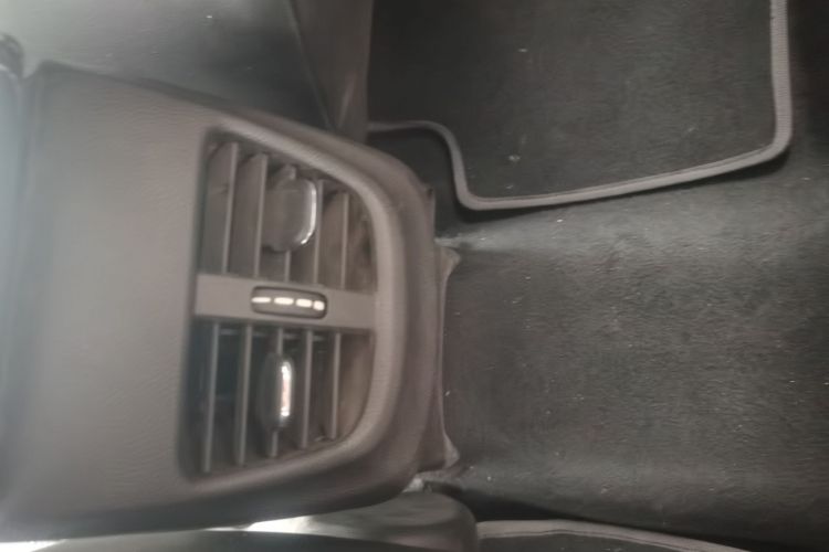 别克 威朗 2020款 15T 自动进取型局部细节9002