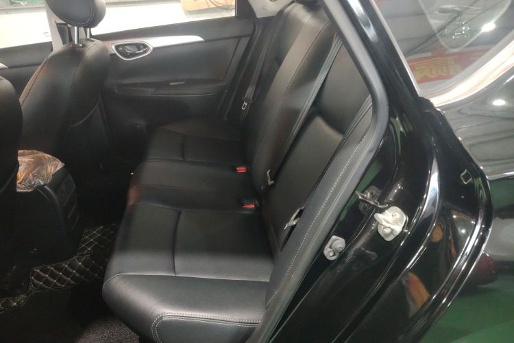 日产 轩逸 2022款 经典 1.6XE CVT舒适版中控内饰7001