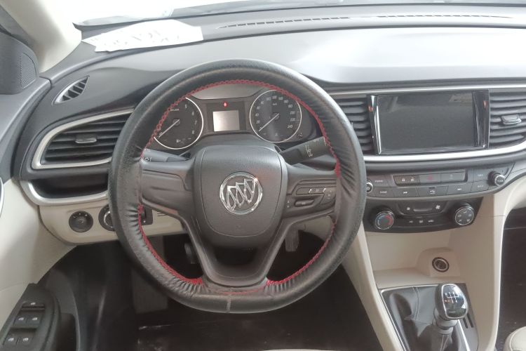 别克 英朗 2017款 15N 手动进取型中控内饰7004