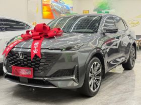 长安UNI-K 2024款 2.0T 两驱全球行版