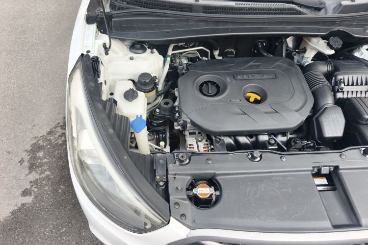 北京现代ix35 2013款 2.0L 自动两驱舒适型GL 国IV局部细节9005