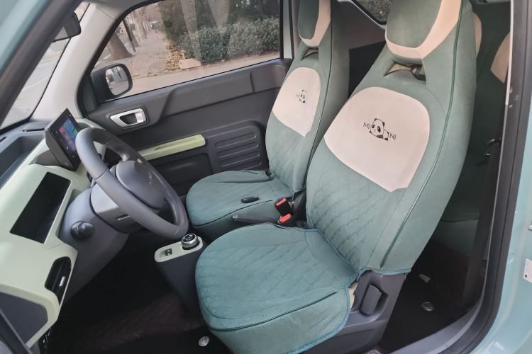 吉利银河 2024款 熊猫mini 200km 耐力熊局部细节19