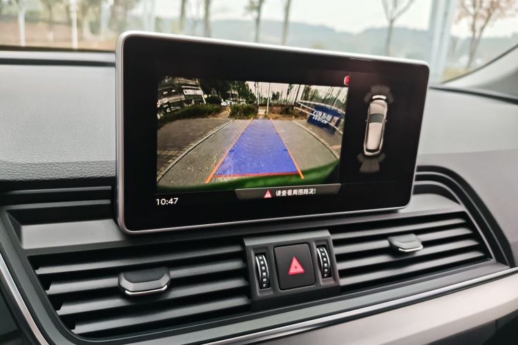 奥迪Q5L 2018款 40 TFSI 荣享时尚型 国VI局部细节16