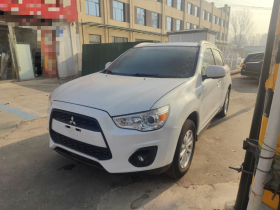 三菱 劲炫ASX 2013款 2.0L CVT两驱精英版