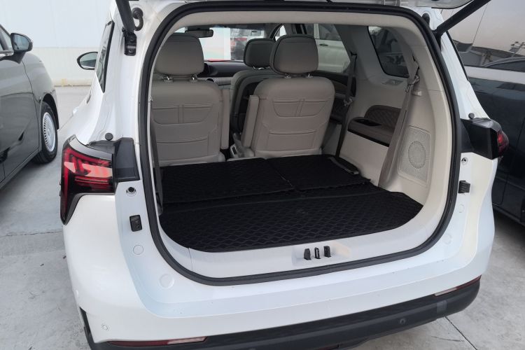 东风风行 风行游艇 2022款 1.5T DCT揽月版局部细节23