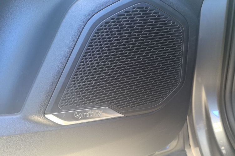 领克01 2021款 2.0TD 两驱型Pro局部细节9008