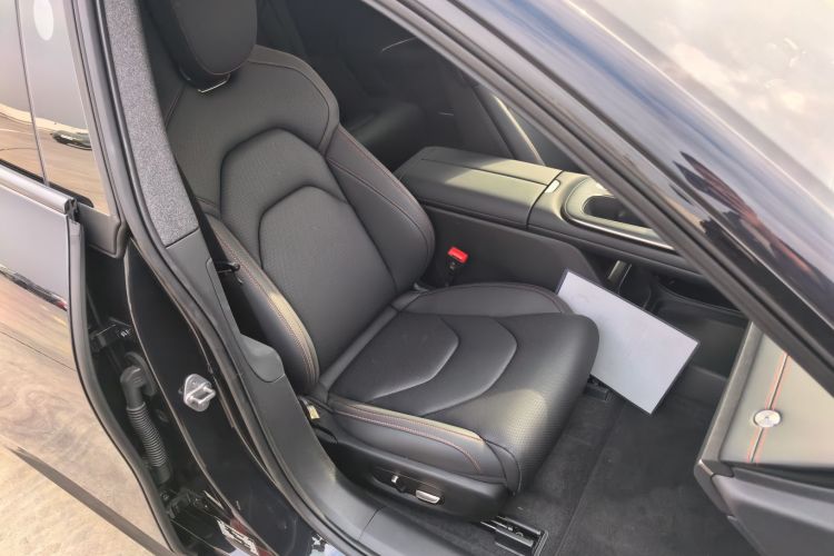 小米汽车 小米SU7 2024款 后驱超长续航高阶智驾Pro版局部细节41