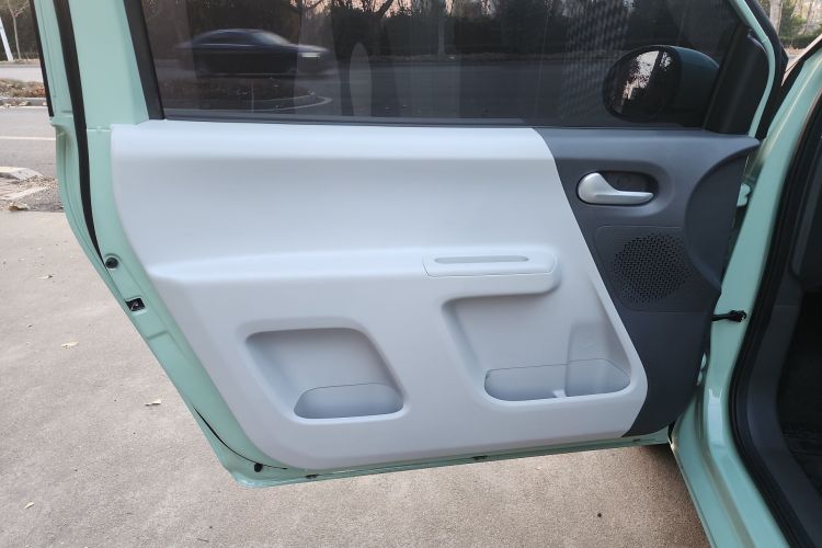 长安启源 长安Lumin 2025款 205km 香沁款中控内饰7001