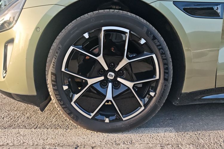 小米汽车 小米SU7 2024款 后驱长续航智驾版车身外观6008