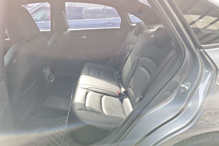 雪佛兰 科鲁泽 2019款 RS 330T 自动畅快版 国VI中控内饰7001