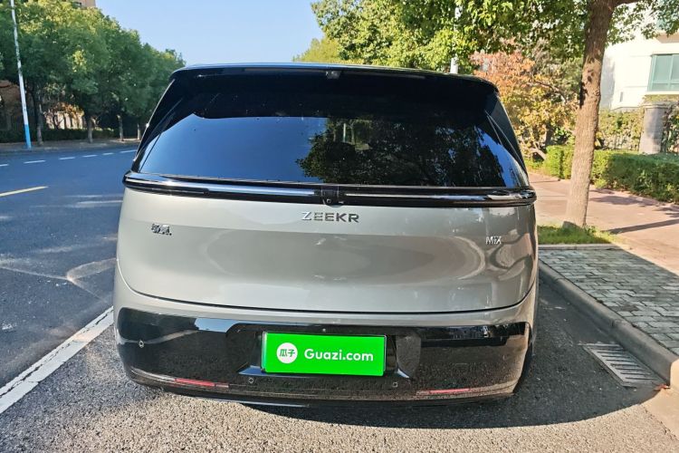 极氪MIX 2025款 智驾版车身外观6005