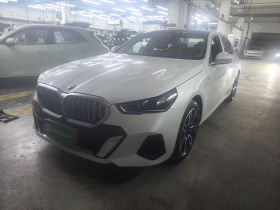宝马5系 2024款 525Li M运动套装