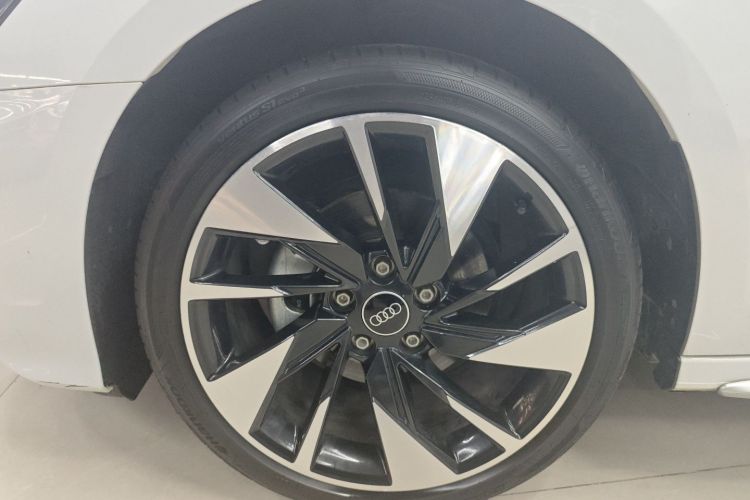 奥迪A3 2024款 A3L Limousine 35 TFSI 时尚运动型车身外观6005