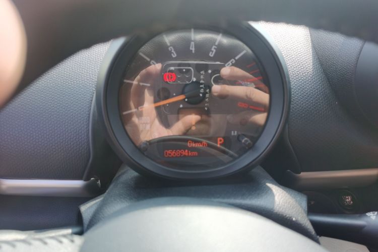 MINI Countryman 2014款 1.6T COOPER ALL4 Fun中控内饰15