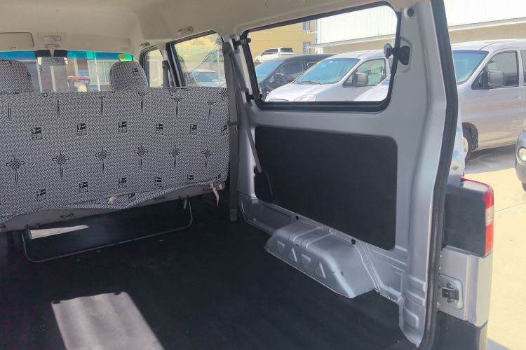 金杯 小海狮X30 2023款 1.5L 超享型客车5/6/7座无空调版SWC15M局部细节9001