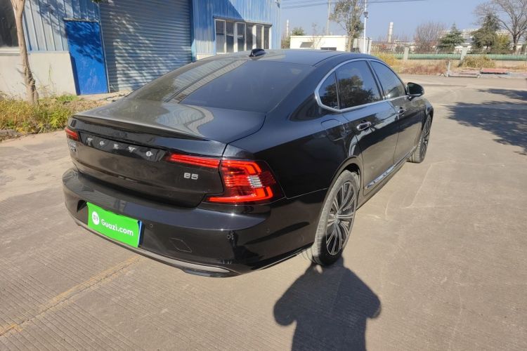 沃尔沃S90 2023款 B5 智雅豪华版车身外观6005