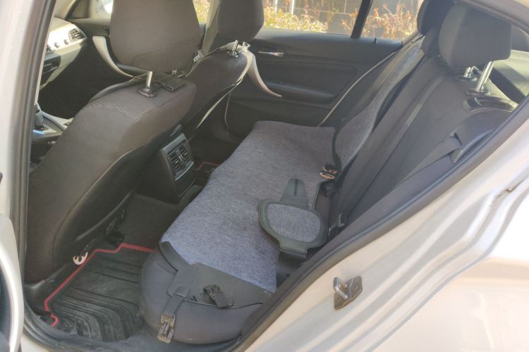 宝马1系(进口) 2013款 改款 118i 领先型中控内饰7001