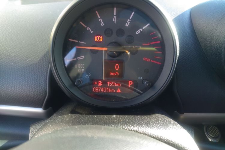 MINI Countryman 2013款 1.6T COOPER ALL4 Fun中控内饰15