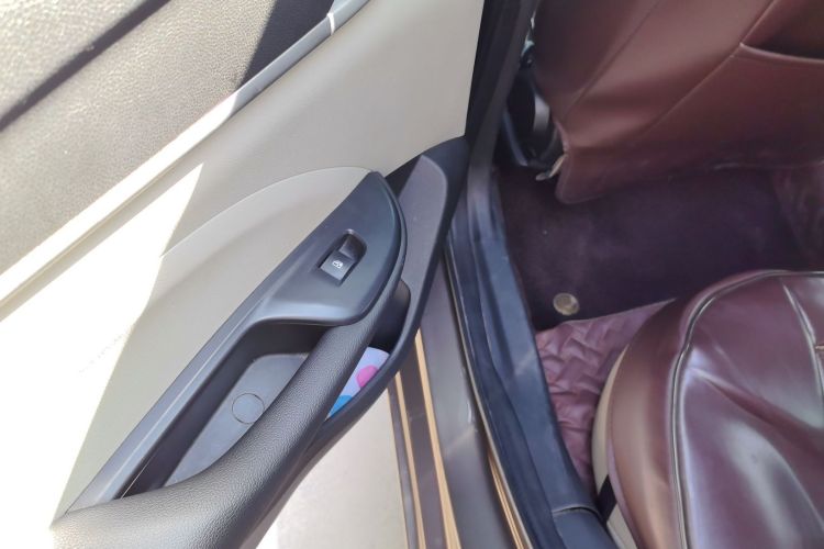 别克 英朗 2016款 15N 自动精英型中控内饰7006