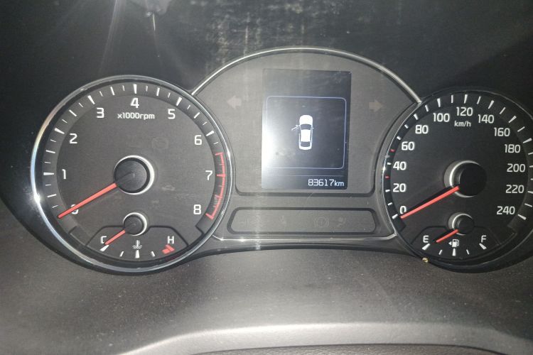 起亚K3 2016款 1.6L 自动GLS中控内饰15