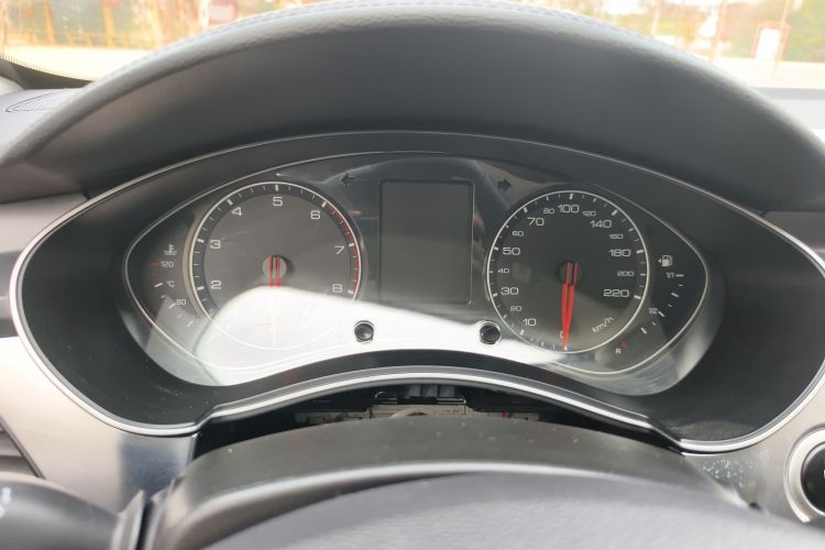 众泰Z700 2016款 1.8T DCT尊贵型局部细节14