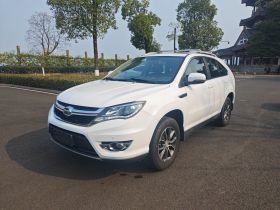 比亚迪S7 2017款 1.5T 手动尊贵型