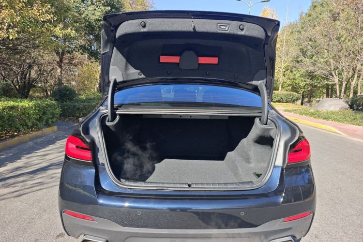 宝马5系 2022款 改款 525Li M运动套装局部细节23