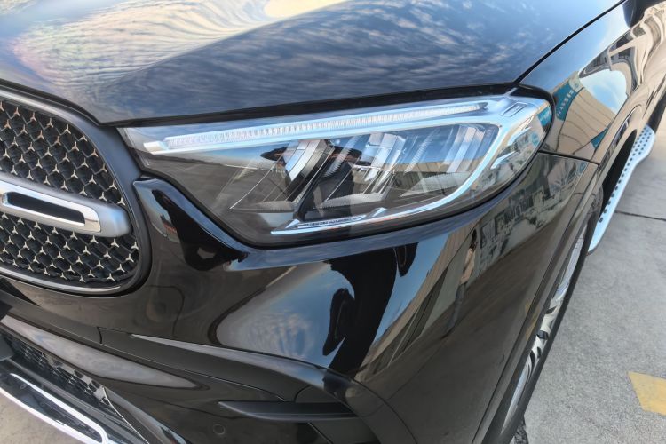 奔驰GLC 2025款 GLC 300 L 4MATIC 动感型 5座局部细节36