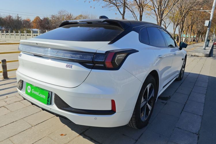 极氪001 2022款 长续航双电机 WE版车身外观6004