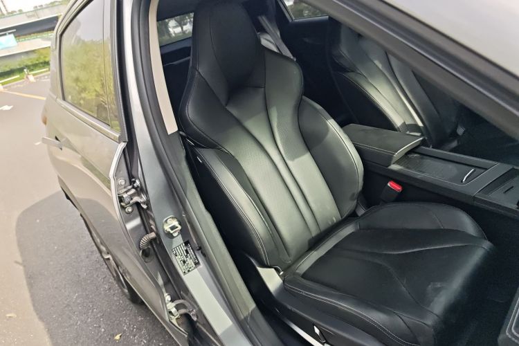 小鹏G3 2021款 G3i 520N+局部细节41