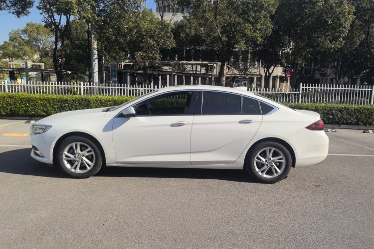 别克 君威 2017款 20T 豪华型车身外观6007