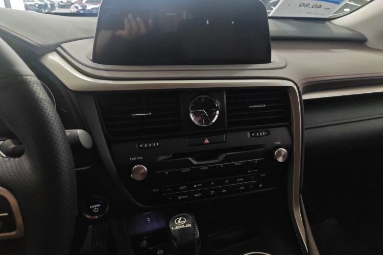 雷克萨斯RX 2020款 改款 450h 四驱典雅版局部细节16