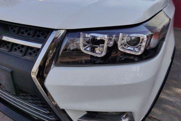 北汽幻速S3 2016款 S3L 1.5L 手动尊享型局部细节36