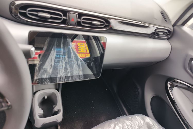 零跑汽车 零跑T03 2024款 310舒享版局部细节16