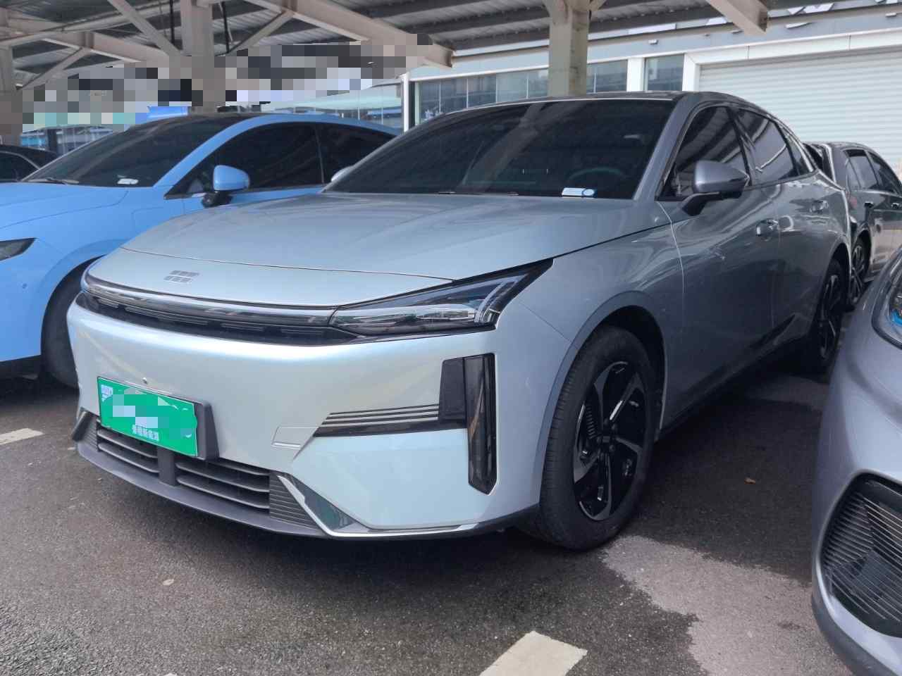 吉利银河 银河L6 2025款 EM-i 140km 探索+版(1)