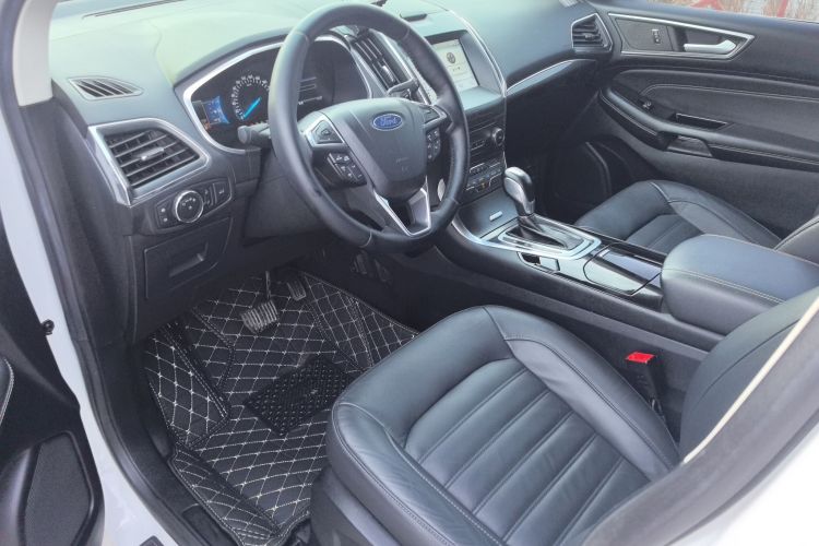 福特 锐界 2018款 EcoBoost 245 两驱豪锐型 7座 国V中控内饰7001