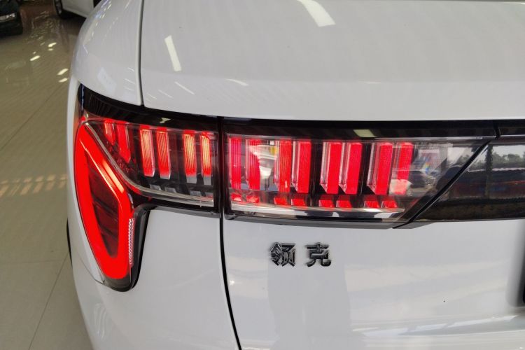 领克01 2017款 2.0T 四驱劲Pro版车身外观6007