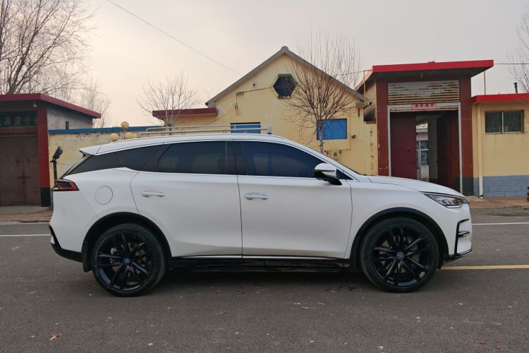 比亚迪 唐新能源 2021款 DM 2.0T 四驱高性能版创世旗舰型车身外观6002