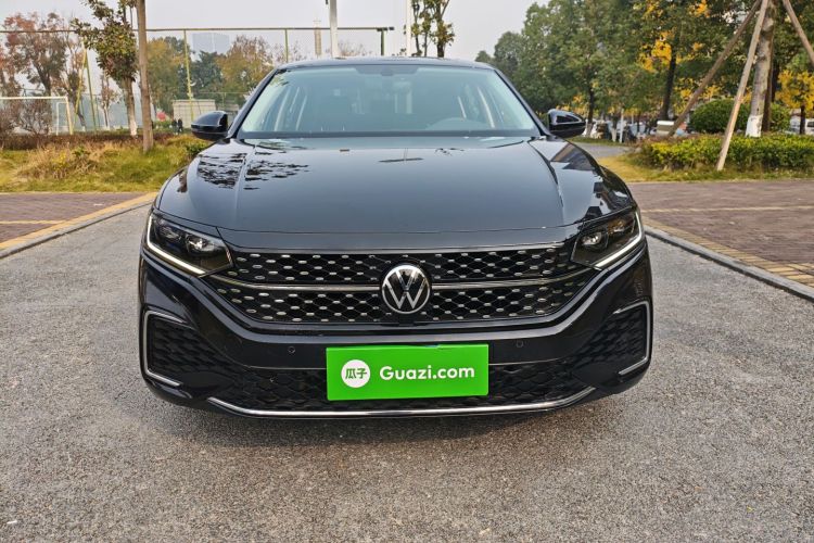 大众 帕萨特 2022款 330TSI 星空精英版车身外观6001