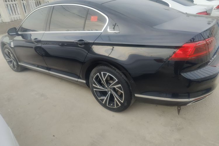 大众 迈腾 2020款 330TSI DSG 尊贵型车身外观6005