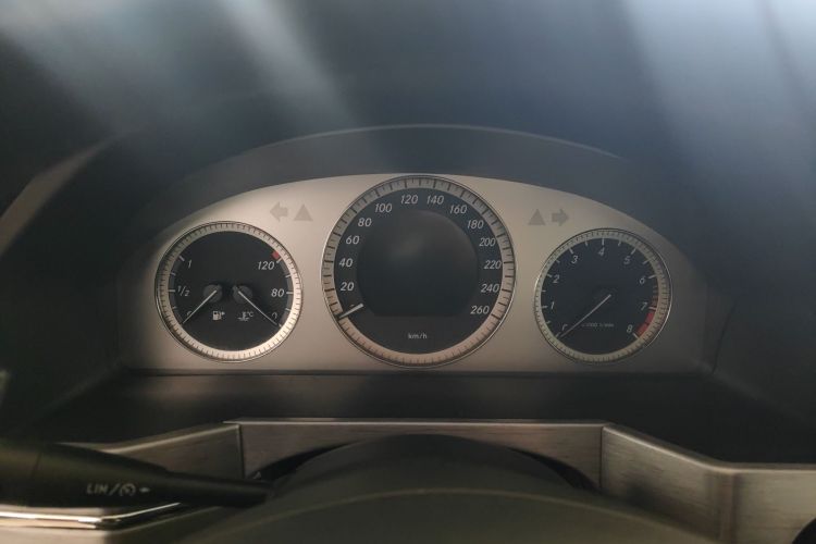 奔驰GLK级(进口) 2008款 GLK 350 4MATIC局部细节14