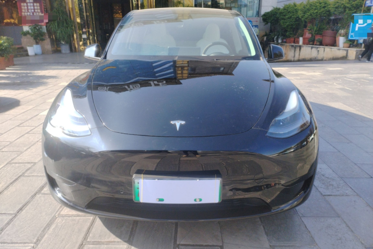 特斯拉 Model Y 2023款 后轮驱动版车身外观6001