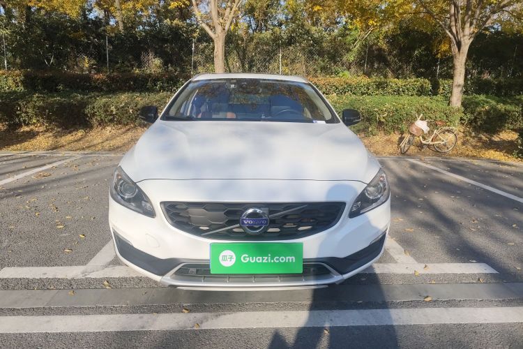 沃尔沃V60 2016款 Cross Country T6 AWD车身外观6001