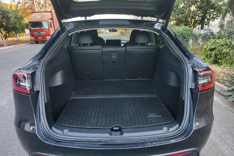 特斯拉 Model Y 2024款 后轮驱动版局部细节23