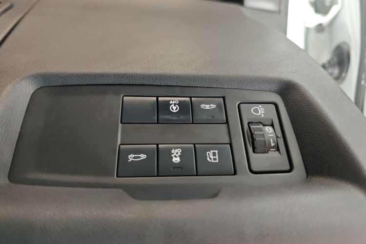 雪铁龙 C4世嘉 2016款 1.6THP 自动旗舰型中控内饰7006