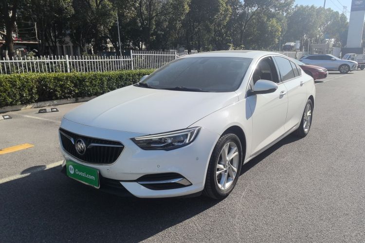 别克 君威 2017款 20T 豪华型车身外观1