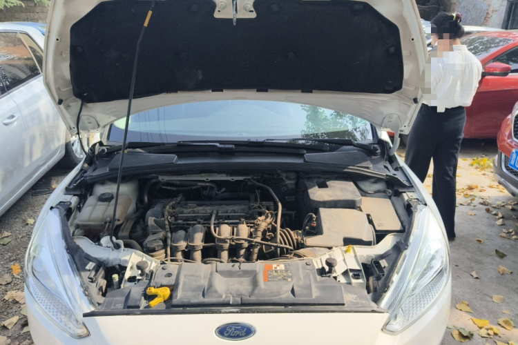 福特 福克斯 2018款 两厢经典 1.6L 自动舒适型智行版局部细节24