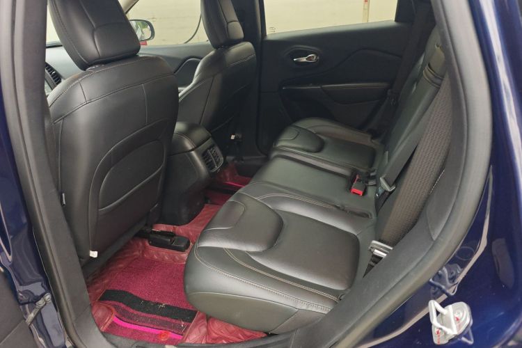 Jeep 自由光 2017款 2.4L 领先智能版中控内饰7002